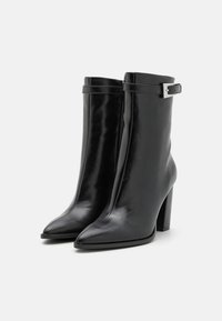 Steve Madden BRENTLEY - Kotníková obuv na vysokém podpatku - black