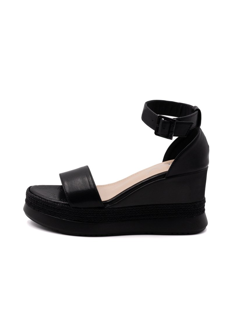 ALV by Alviero Martini Sandali con tacco - black