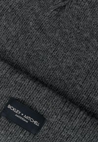 Bickley+Mitchell Muts - antra melee