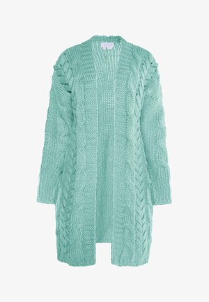 Mintgroene kabelbrei cardigan; open voorkant ontwerp, lange mouwen, textiel met een chunky breipatroon. Accent op dikke, verhoogde kabels.