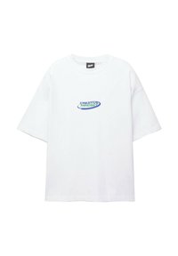 White cotton T-shirt with short sleeves, featuring a blue and green printed logo "CREATIVE MINDS." on the front. Classic crew neckline.