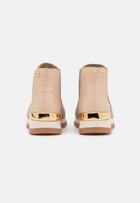 Gioseppo Klassiset nilkkurit - beige