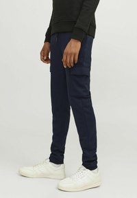 Jack & Jones - Spodnie treningowe