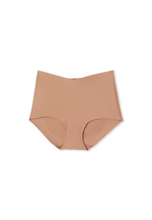 Biancheria intima da donna senza cuciture, a vita alta, color carne, con copertura completa e tessuto liscio su sfondo bianco.