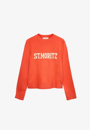Suéter naranja de manga larga con cuello redondo y el texto "ST. MORITZ" en blanco en el pecho, con puños y dobladillo acanalados, dispuesto en una superficie blanca.