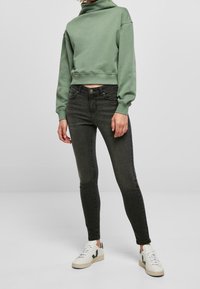 Urban Classics Felpa - green