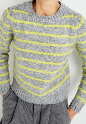 Pullover - grey