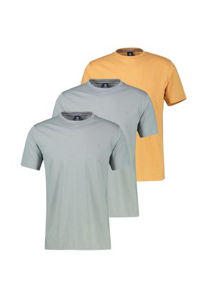 Drei schlichte T-Shirts mit Rundhalsausschnitt und kurzen Ärmeln in Hellblau und Senfgelb, überlappend auf weißem Hintergrund angeordnet.