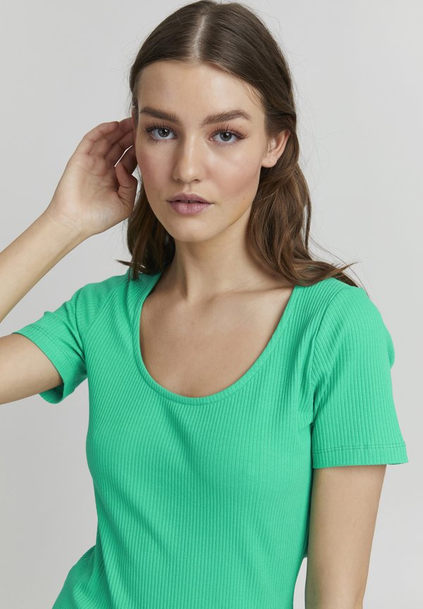 IHSUPER - Basic T-shirt2