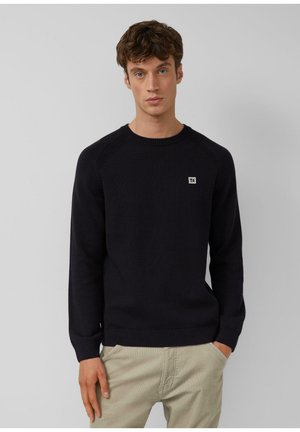 - Sweter