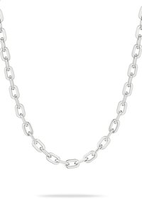 Zilveren ketting met verlengde, in elkaar grijpende schakels met een gepolijste afwerking, die een gladde textuur en een uniforme vorm benadrukt.