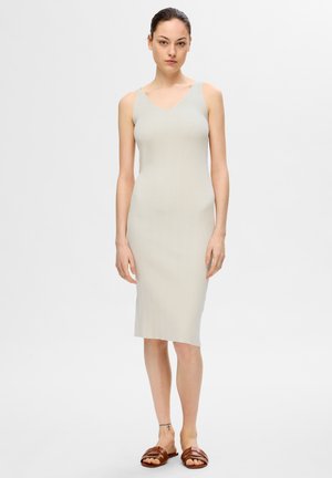 SLFTRIXIE NEW MIDI DRESS - Rochie tricotată - beige