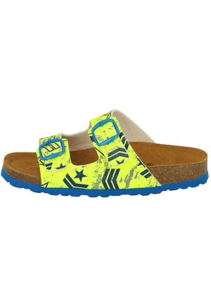 Gelbe Sandale mit blauen Akzenten, Korkfußbett und doppelten Riemen mit Stern- und Chevronmuster. Strukturiertes Gummisohle für guten Halt.