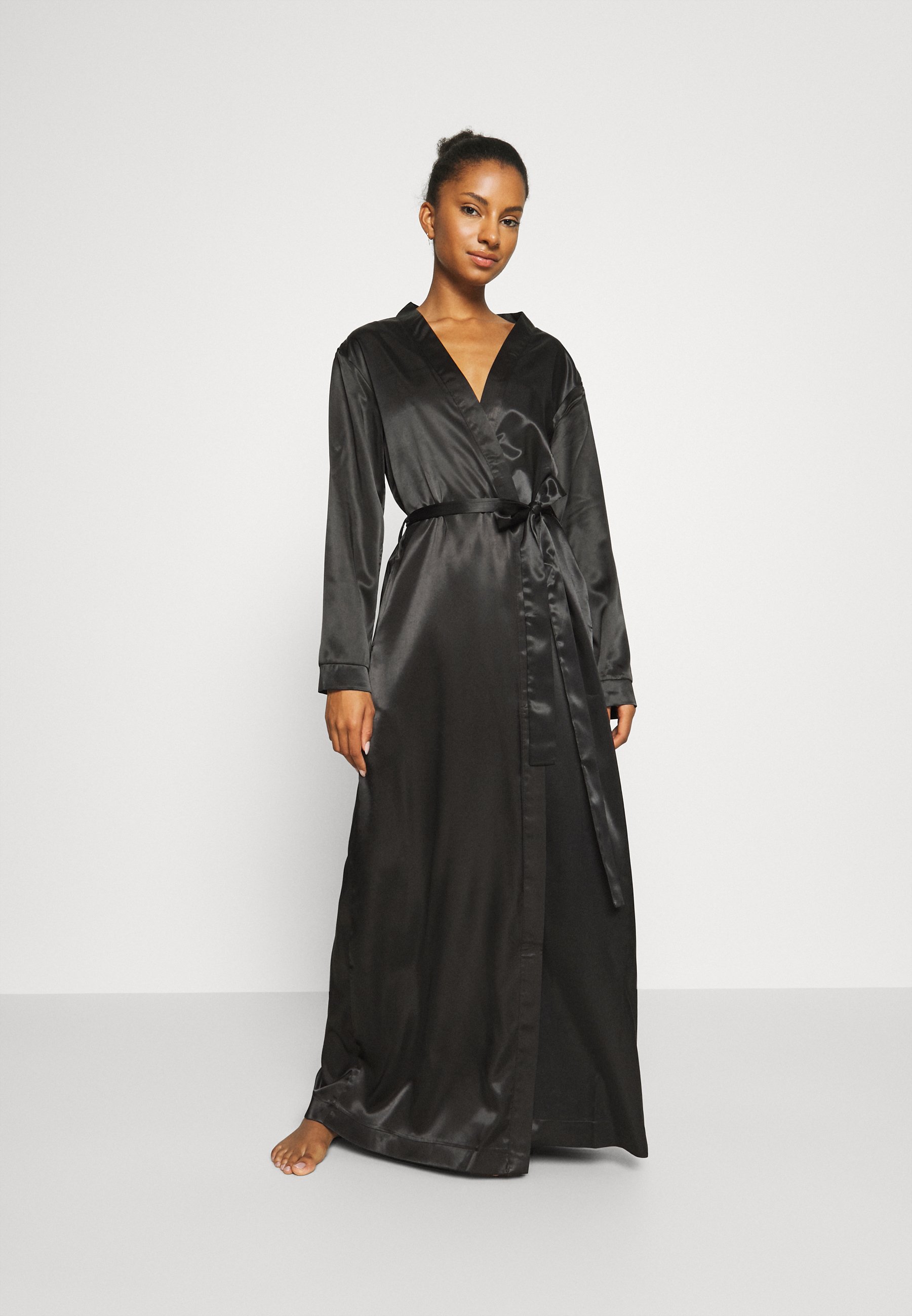 OW Collection KATRINA KIMONO - Dressing gown - black - Zalando.ie