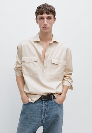 Massimo Dutti LONG SLEEVE WITH BUTTONED POCKETS - Hemd - beige