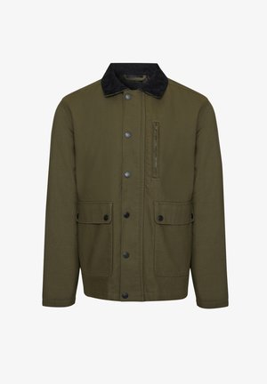 Olijfgroene jas van gestructureerde stof met een zwarte corduroy kraag, voorkant met drukknoopsluiting, borstzak en twee zijzakken.