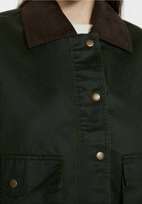 Stradivarius Välikausitakki - khaki