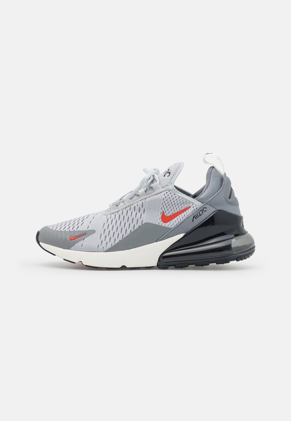 NIKE AIR MAX 270 - Trainers