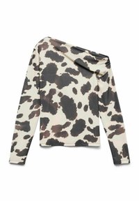 Langarmtop van gladde stof, met een off-shoulder ontwerp, met een beige basis en zwart koeienprint patroon.