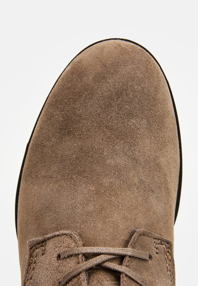 Schnürstiefelette