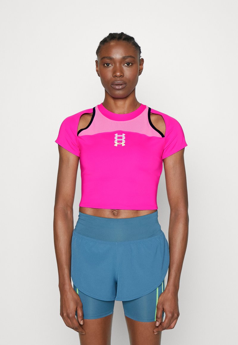 Under Armour RUN ANYWHERE CROP - T-Shirt sport - rebel pink/ black