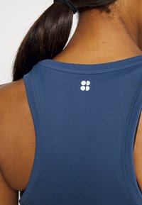 Sweaty Betty ATHLETE SEAMLESS WORKOUT TANK - Top - nordic blue