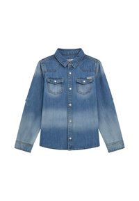 Camicia di jeans blu con una sfumatura sfumata, maniche lunghe, colletto e due tasche sul petto. Presenta bottoni argentati e un'etichetta con il marchio.