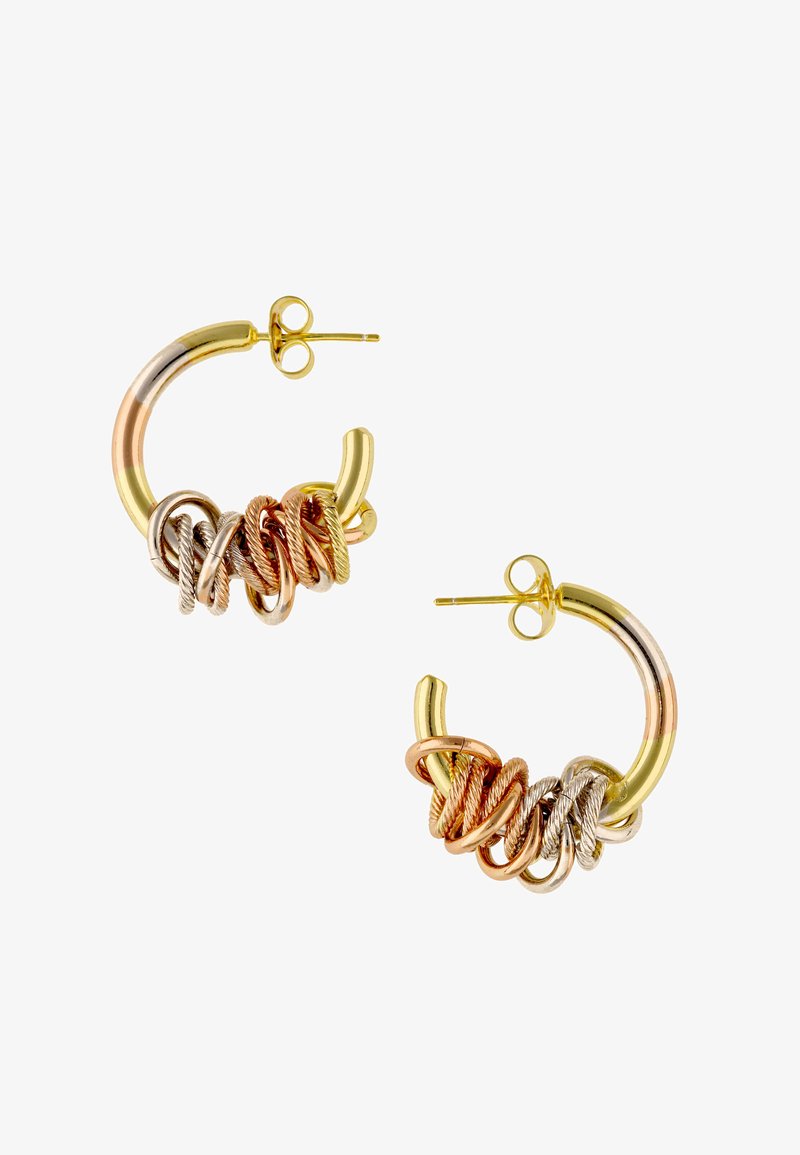 Guld øreringe med sammenflettede snoede ringe i guld, rosaguld og sølvtoner på hvid baggrund.