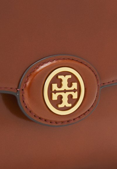 Tory Burch ROBINSON SPAZZOLATO CONVERTIBLE SHOULDER BAG - Skuldertasker - dark sienna