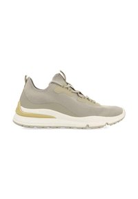 Zapatilla deportiva beige con parte superior de malla, puntera redondeada y suela acolchada. Presenta un acento amarillo contrastante en el talón y el lateral.