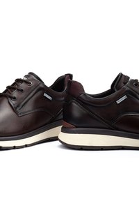 Pikolinos CORDOBA - Chaussures à lacets - dark brown