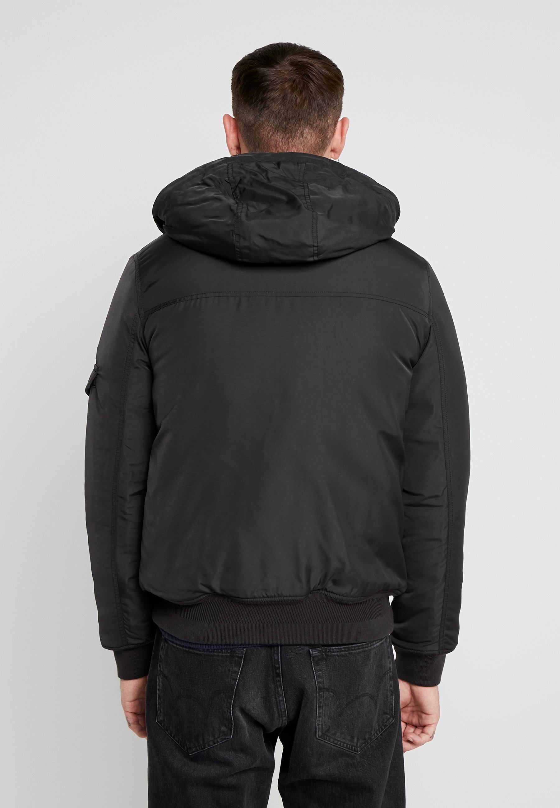 TECH JACKET Vinterjacka black TECH JACKET Vinterjacka black