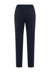 Pantaloni sartoriali blu navy con vestibilità slim e vita con passanti per cintura, mostrati da dietro su uno sfondo bianco.