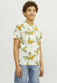 Jack & Jones Junior ALL OVER - Trükipildiga T-särk - buttercream