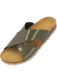 Sandale de jardin en patin vert avec des lanières croisées, semelle en daim beige et semelle texturée. Design simple, construction légère.