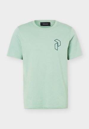 Μέντα πράσινο T-shirt με στρογγυλή λαιμόκοψη, κοντά μανίκια και μικρό σκούρο γεωμετρικό λογότυπο στο αριστερό στήθος.