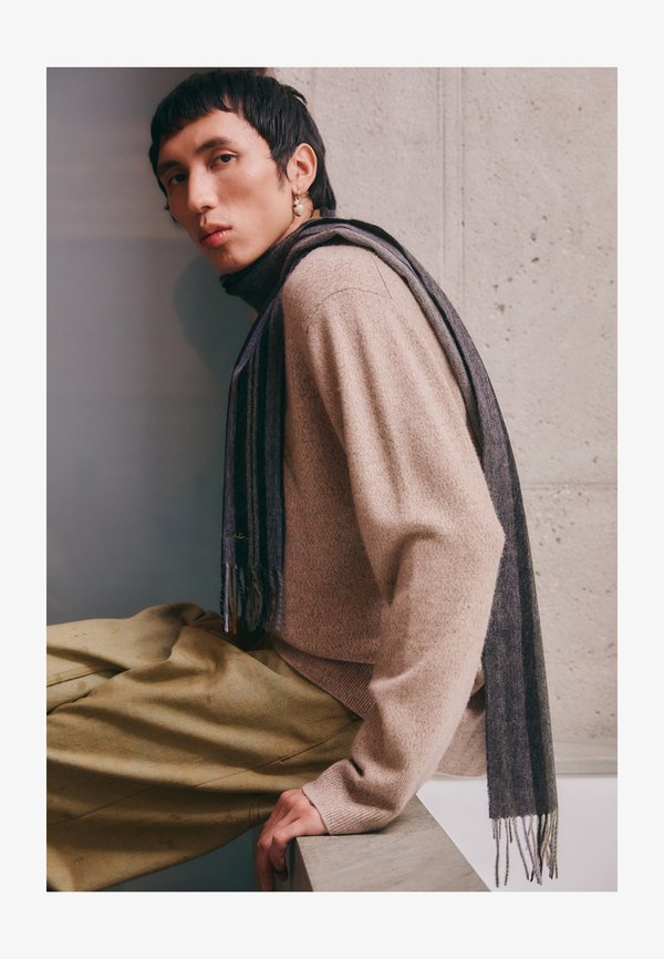 SCARF TRENT UNISEX - Scarf - Main Image