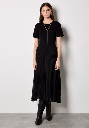 MIDI - Robe de jour - black