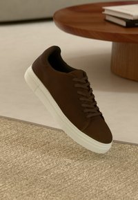 SLHDAVID CHUNKY - Trainers - chocolate brown
