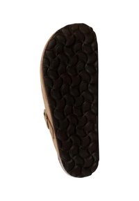 Semelle de sandale marron avec une base en caoutchouc texturée et à motifs, présentant une forme courbée et un détail de boucle sur le côté pour la fermeture.
