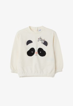 Sudadera para niño de color crema con diseño de cara de panda, orejas negras, parches de ojos texturizados, nariz rosa y un lazo de estampado de leopardo en una oreja.