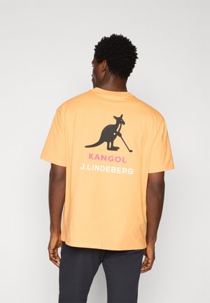 DAVIE KANGOL - Print T-shirt - mock orange
