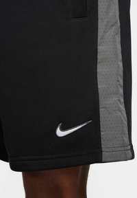 Nike Sportswear Pantaloni sportivi - schwarz