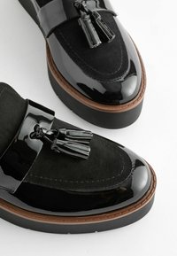 Next FOREVER COMFORT CHUNKY REGULAR FIT - Jalga libistatavad jalanõud - black