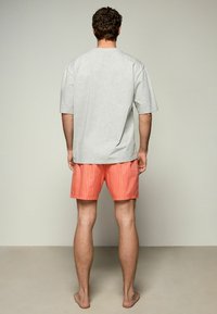 Thumbnail Image 2