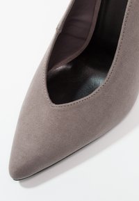New Look Decolleté - grey