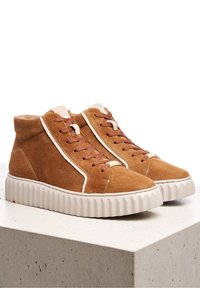 Lloyd Sneakers hoog - braun