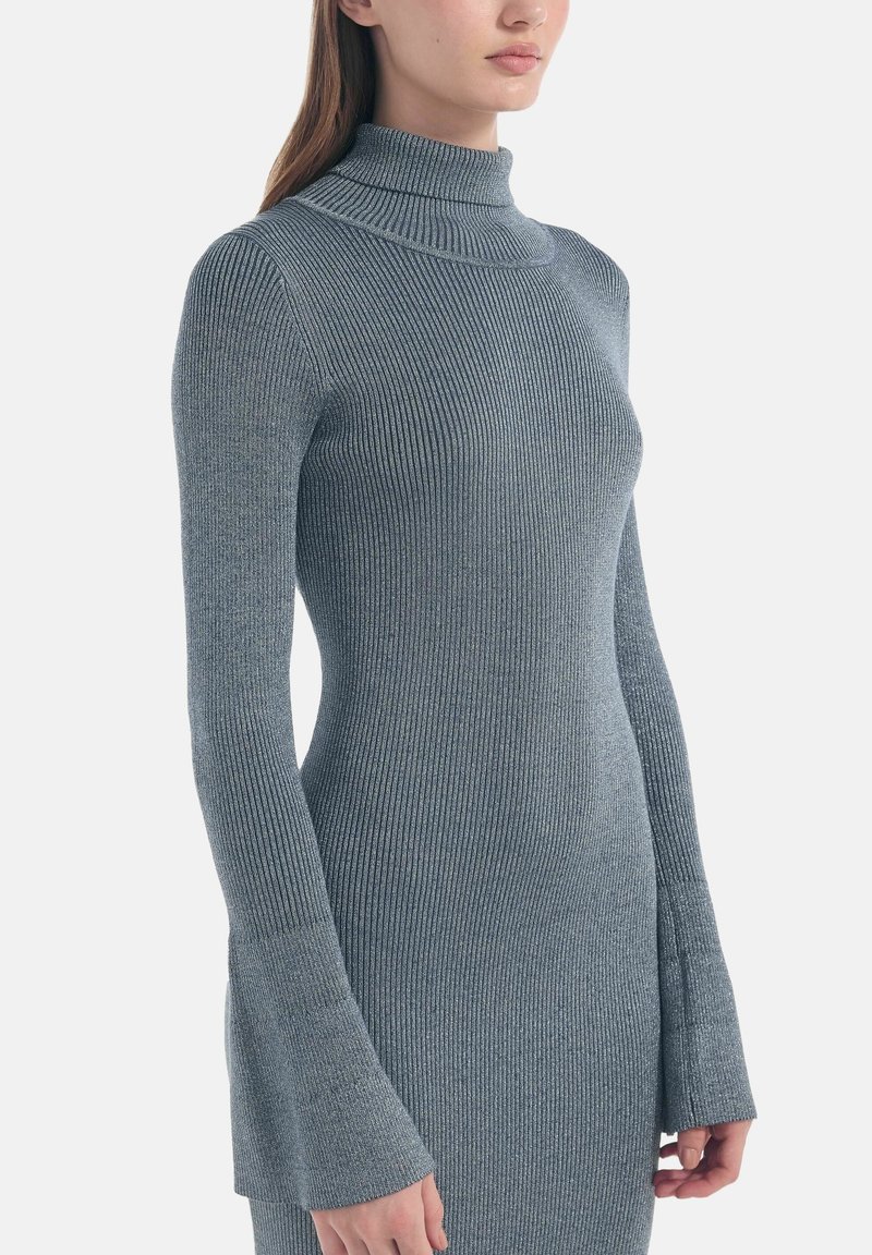 Adlysh ELEGANCE  - Strickkleid - metallic denim