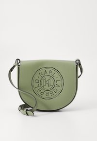 Selezionato, oil green