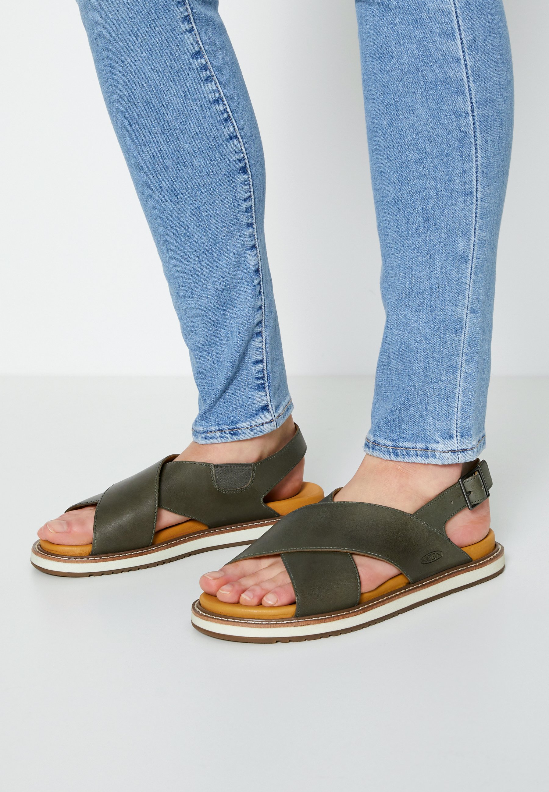 Keen lana cross strap Clearance